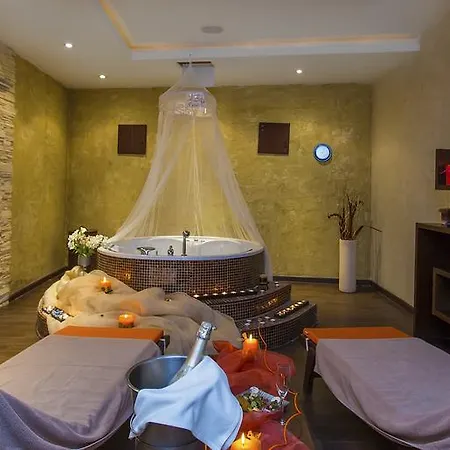Murite Park 4*